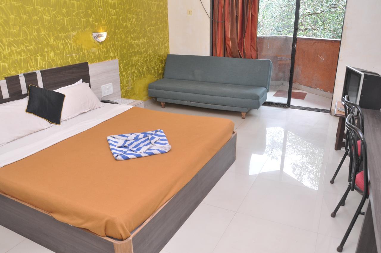 Horseland Hotel & Mountain Spa Matheran Extérieur photo